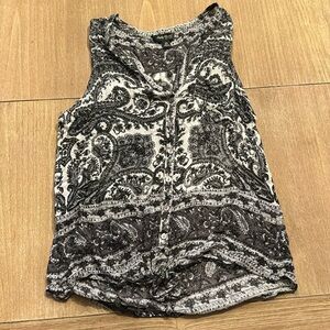 Lucky Brand XS sleeveless top